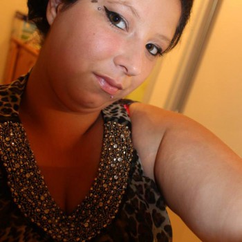 Asiya - Milf à Watermael-Boitsfort Profil de Asiya, 45 ans, Milf à Watermael-Boitsfort (Bruxelles-Capitale)